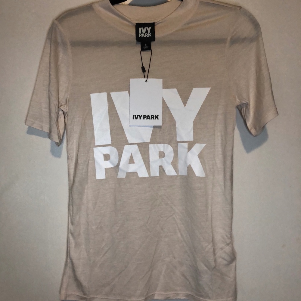 IVY PARK - TEE - Pink - Small (NWT)